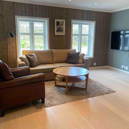 Apartment At Ranvik Near City Center - Parking Available Sandefjord Exterior photo